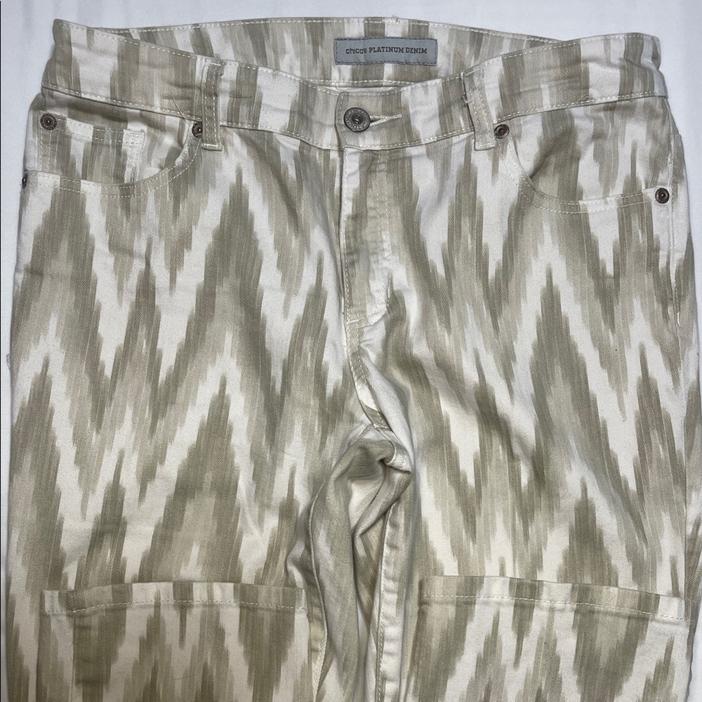Chico's Platinum Ikat Patterned Pants in Cream and Tan